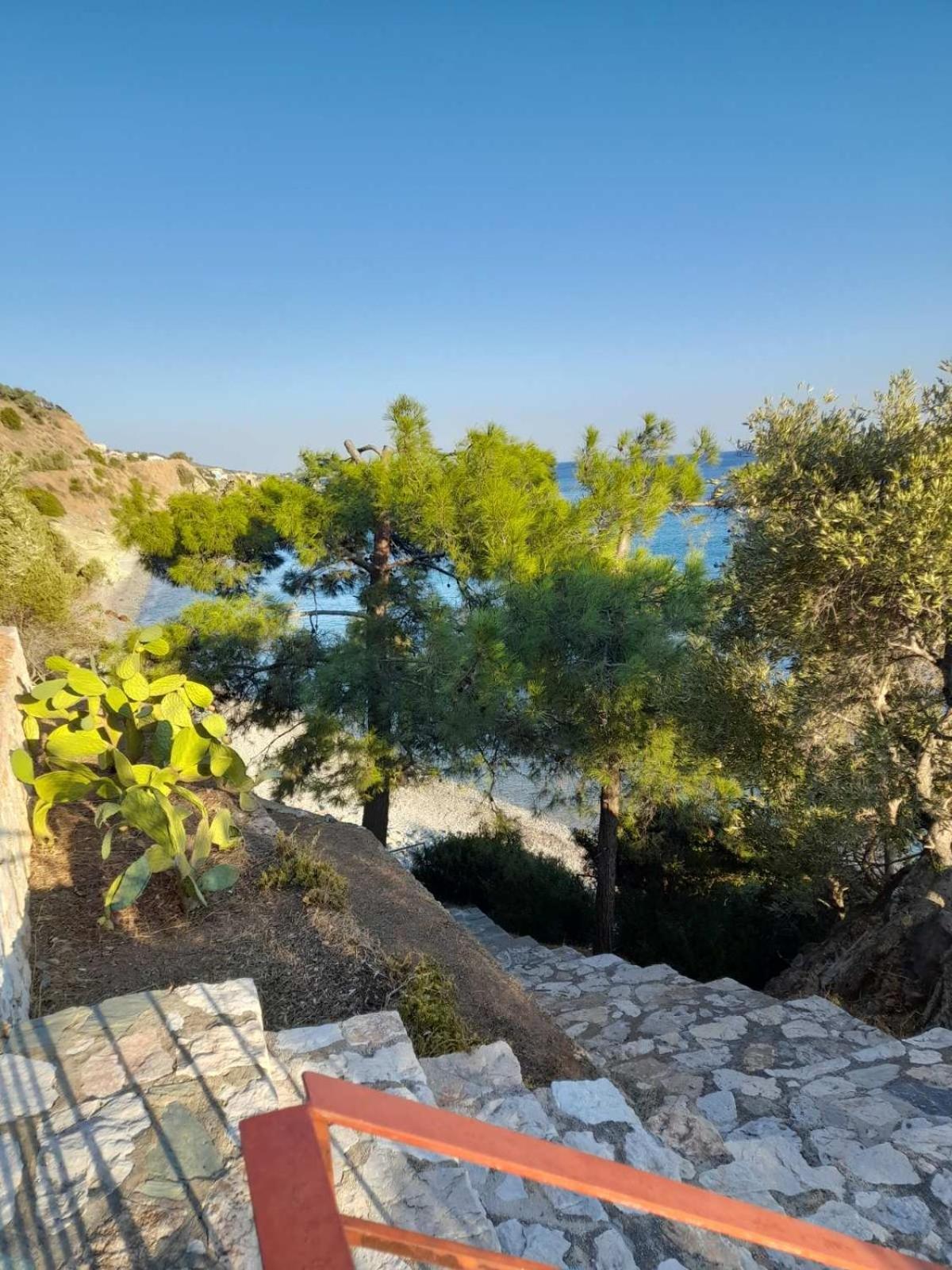 Δωμάτια Κόκκινος Πύργος Plomari Ngoại thất bức ảnh