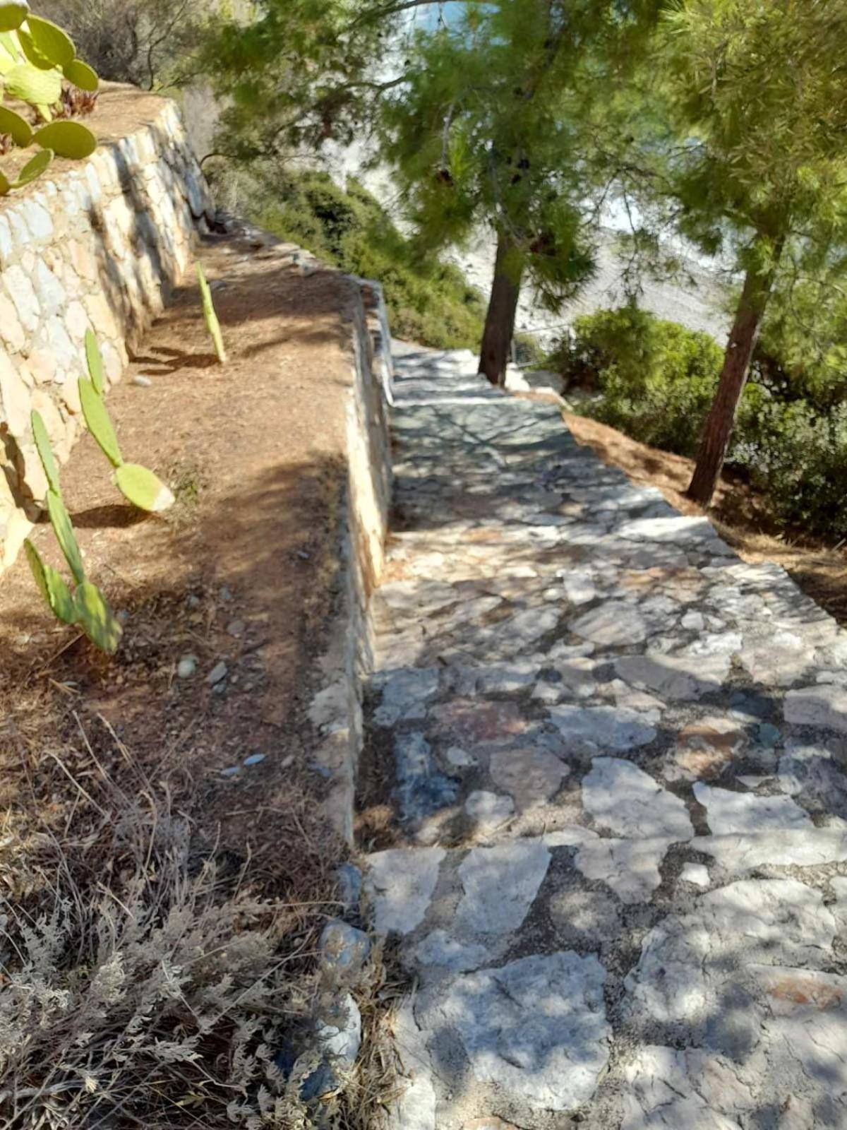 Δωμάτια Κόκκινος Πύργος Plomari Ngoại thất bức ảnh