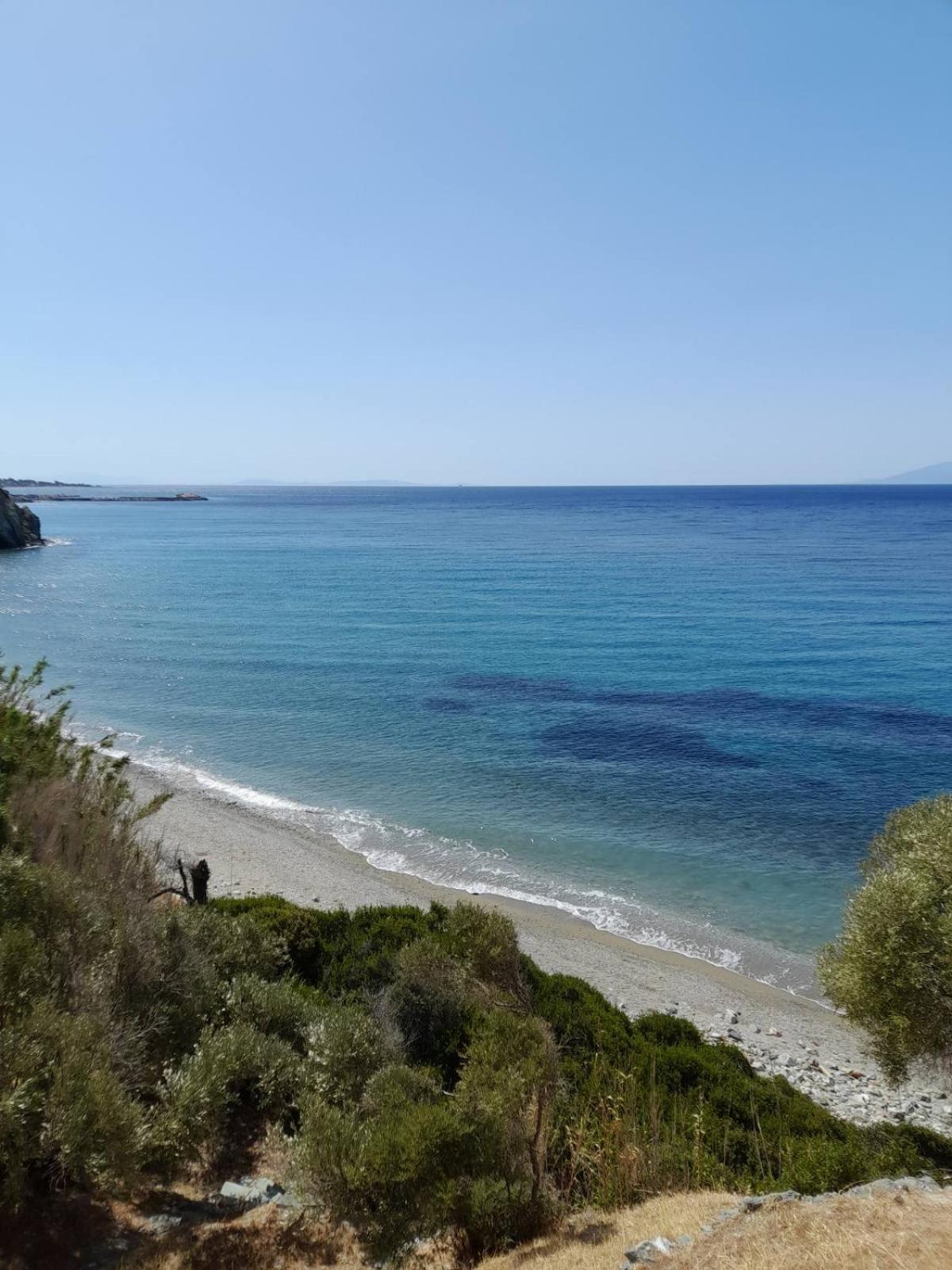 Δωμάτια Κόκκινος Πύργος Plomari Ngoại thất bức ảnh